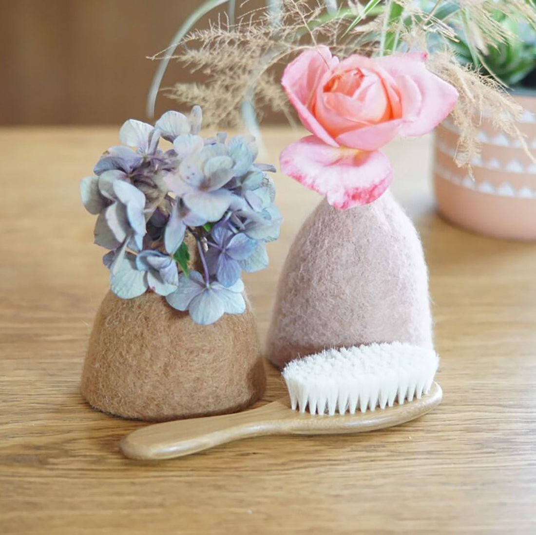 Brosse à cheveux bébé